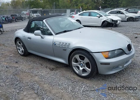 1998 BMW Z3 1.9 z USA, uszkodzony, nr VIN 4USCH7332WLD16671